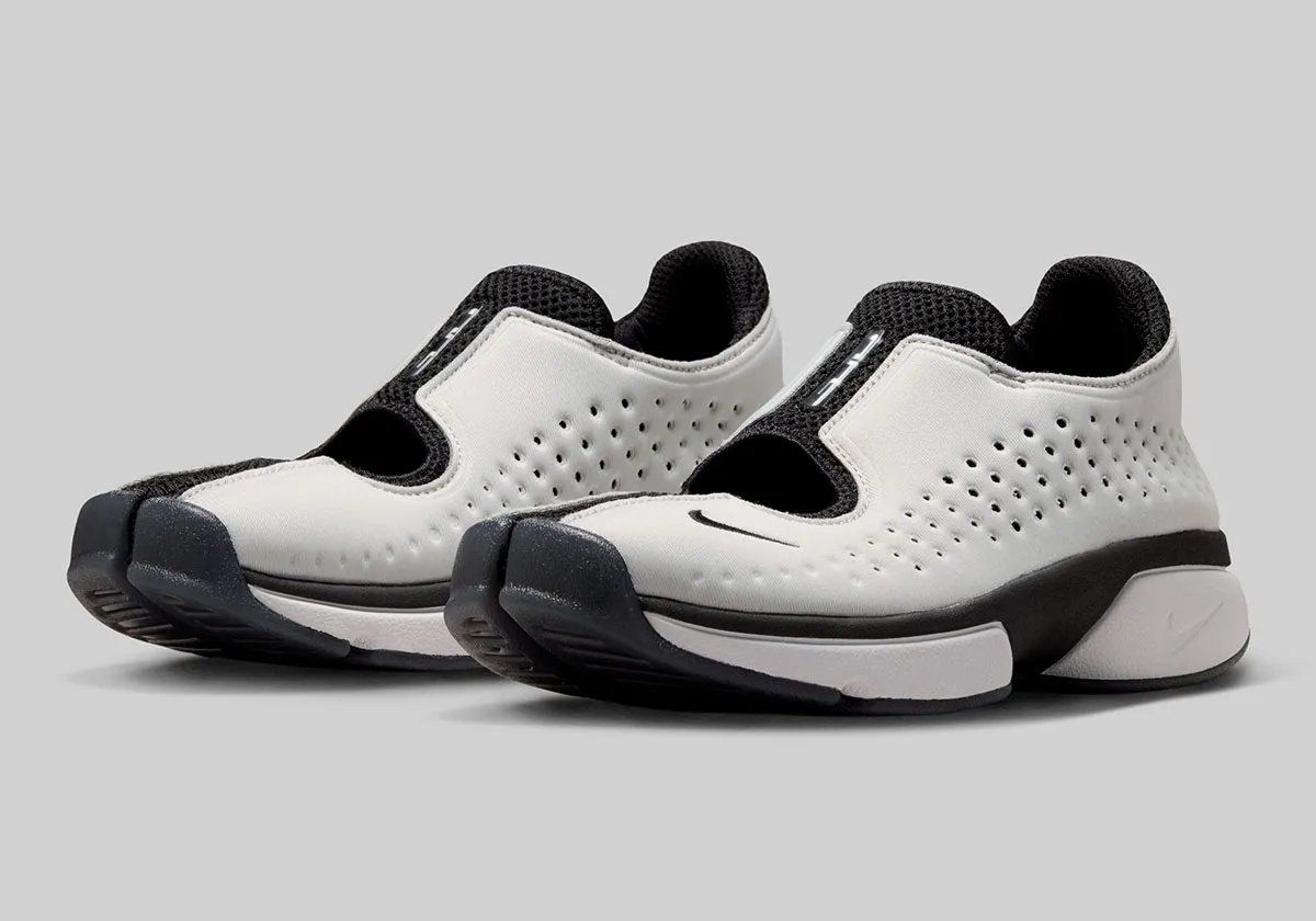 Nike Air Rift 2 in Metallic Silver showing segmented toe construction and midline coverage