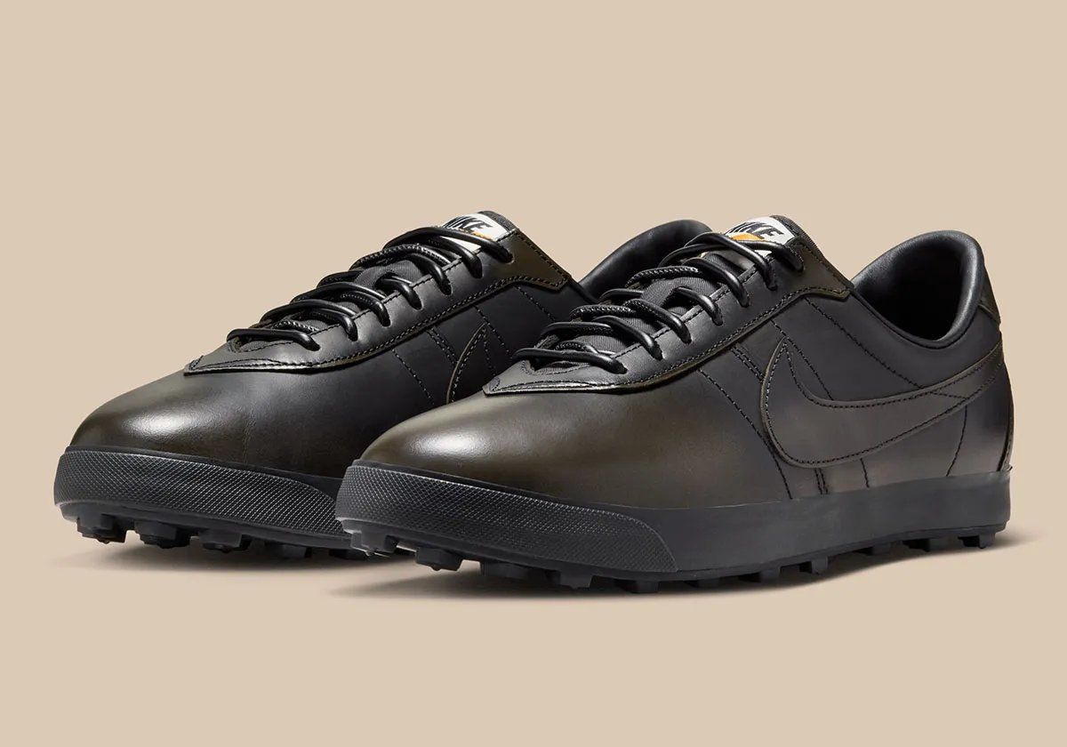 Nike Astrograbber Leather in glossy black leather with slim sole profile