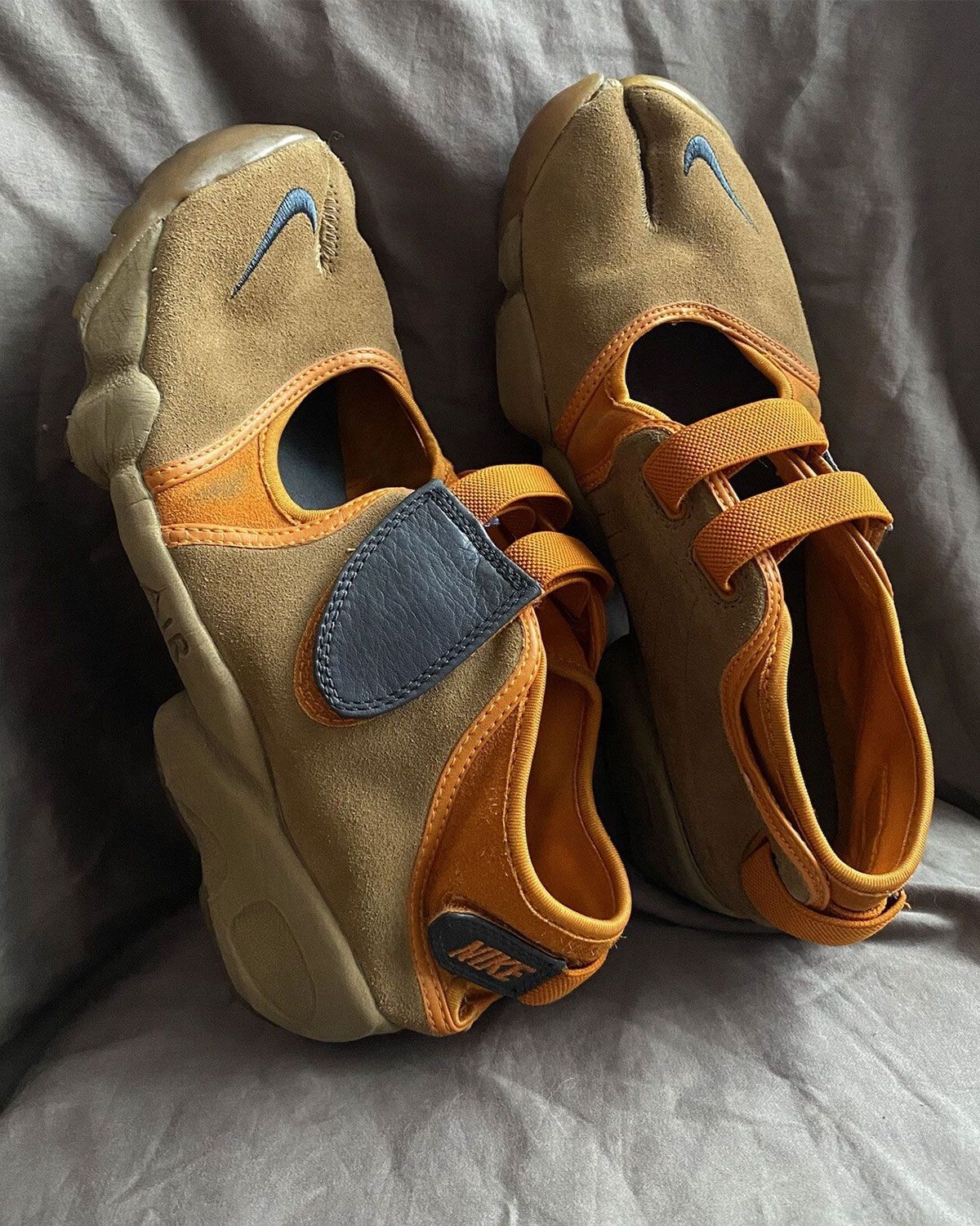 Nike Air Rift 2 in Yukon Tan and Vivid Orange, inspired by 2004 Halle Berry collaboration