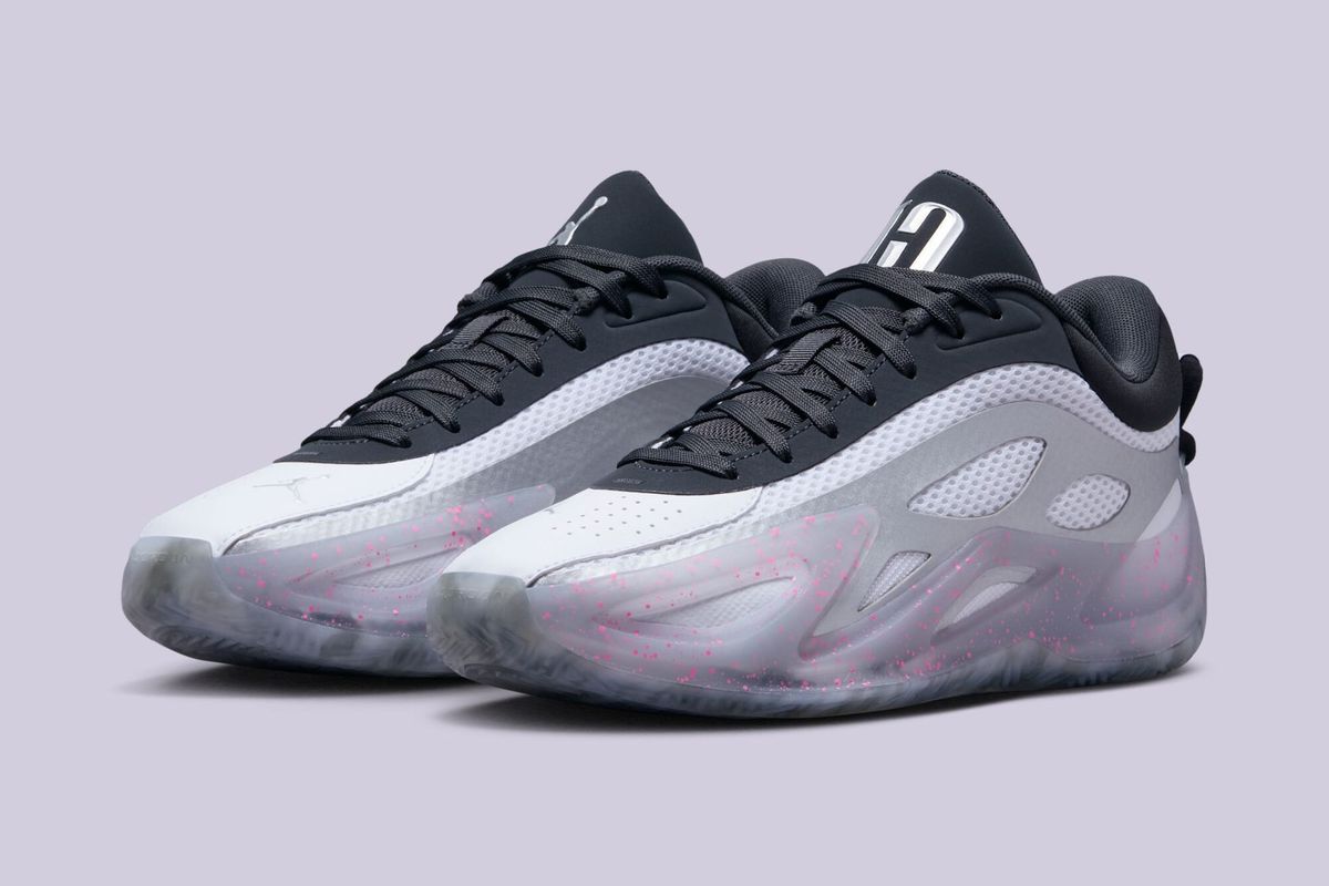 Jordan Heir 2.0 WMNS Silver colorway, women's sneaker with neutral silver upper and structural design details