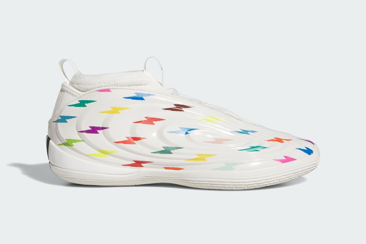 Jalen Williams adidas Harden Vol. 10 PE Thunderbolt player exclusive basketball shoe in electric and neutral colorway