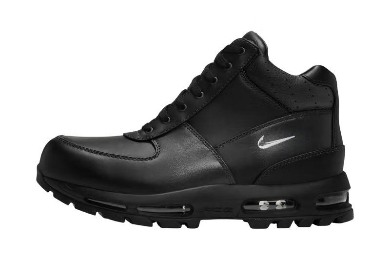 Nike Air Max Goadome in Black/Anthracite-Volt colorway showing tonal leather upper with visible Air cushioning units and Volt ACG badge on sole