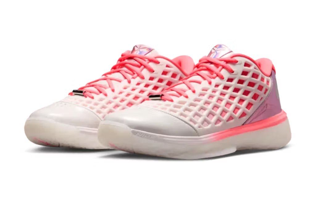 Nike Kobe 3 Protro Low in WNBA colorway