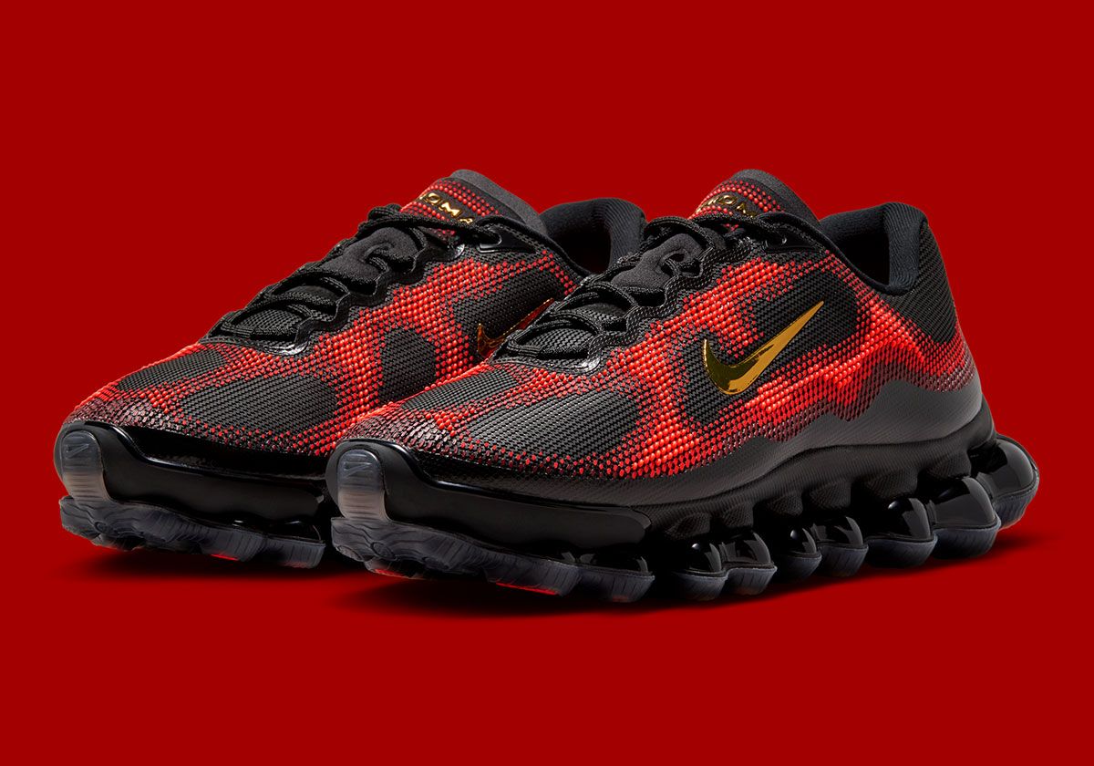 Nike Air Liquid Max in Black/Team Red colorway showcasing molded air units and reinforced upper construction