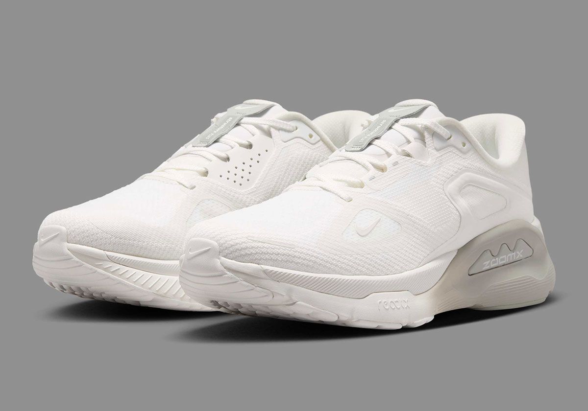 Nike Structure Plus in Spruce Fog colorway with gradient midsole and miniaturized lateral Swoosh