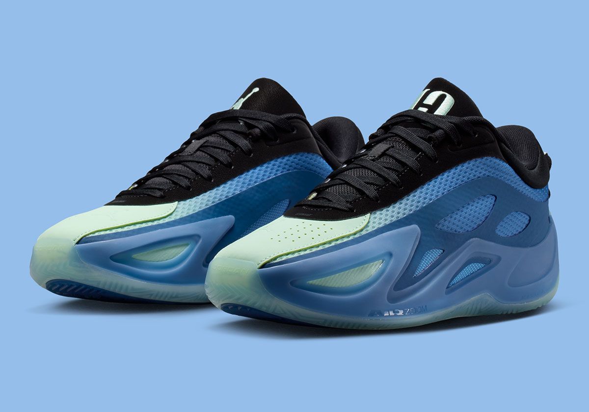 Jordan Heir Series 2 Minnesota Lynx in True Blue and Baltic Blue with Volt Tint accents, featuring Queen Phee branding
