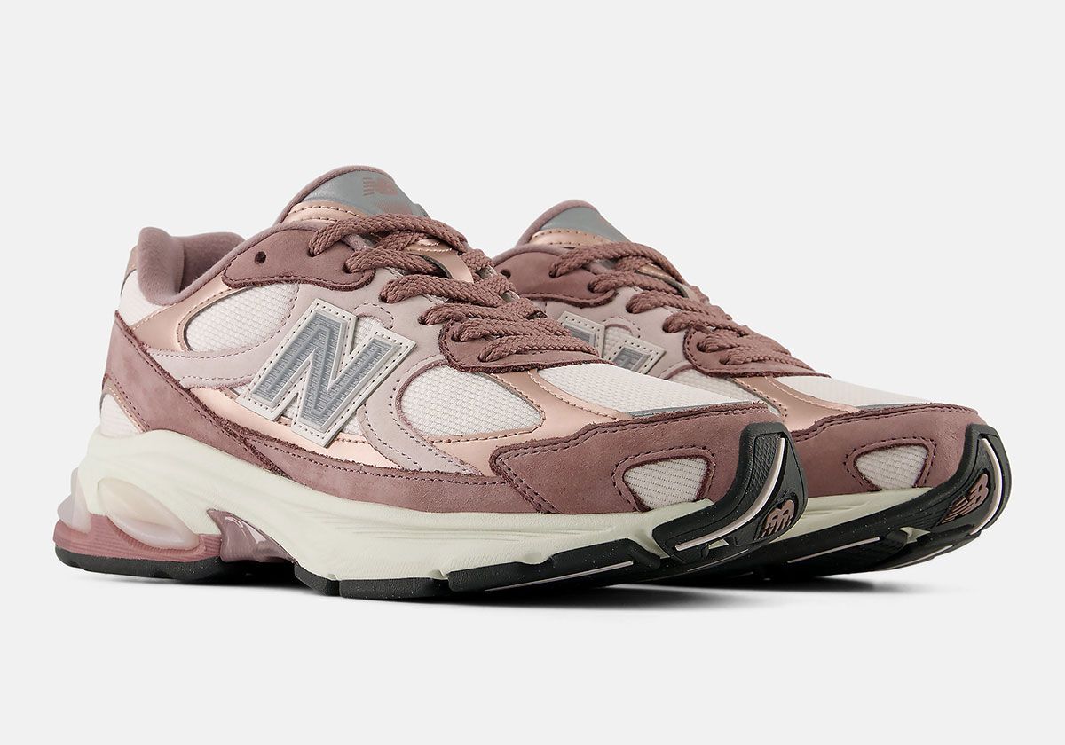 New Balance 2010 in gradient mesh three-pack featuring ombre and bronzed colorways with darkened trim detailing