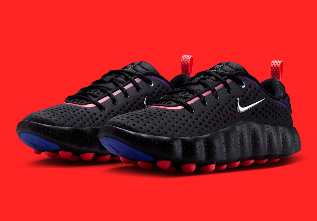 Nike Mind 002 in Black/Indigo Burst/Hyper Punch showing gradient detailing from pink to purple across the upper