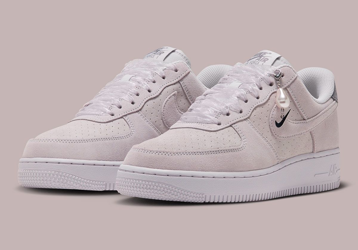 Nike Air Force 1 Low Arrives in Vast Grey
