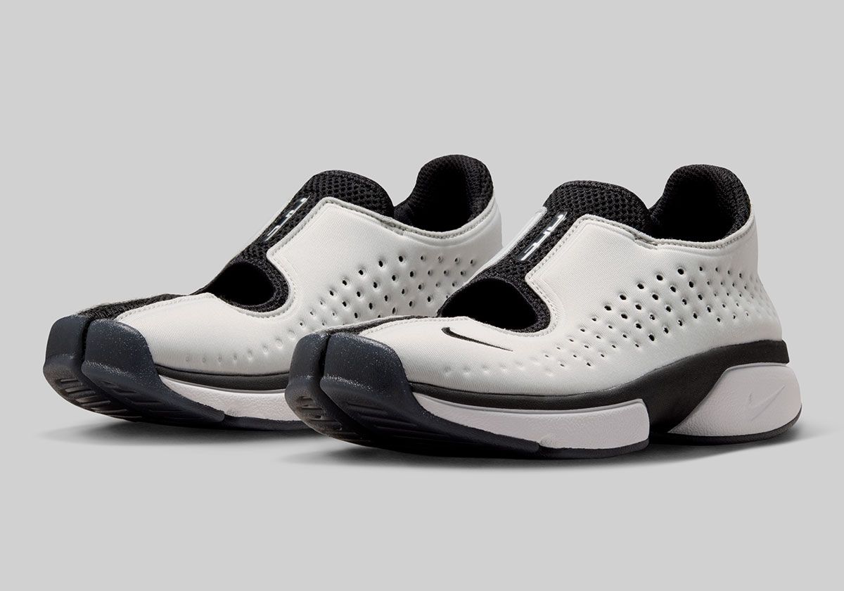 Nike Air Rift 2 in Metallic Silver showing segmented toe construction and midline coverage
