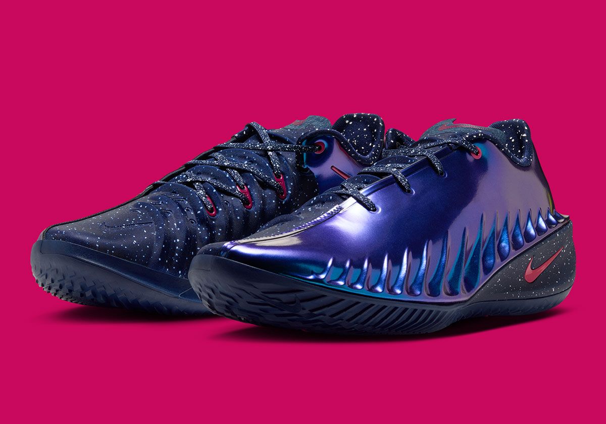 Nike GT Cut 4 Cade Cunningham in starry blue and purple lenticular colorway with galaxy-pattern detailing on collar and laces