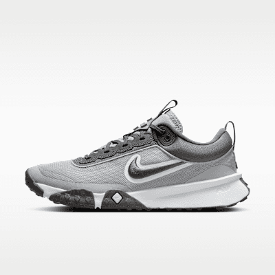 Nike Air Diamond Varsity Turf in Wolf Grey, White, and Iron Grey—side profile view showing canvas upper and court-style construction