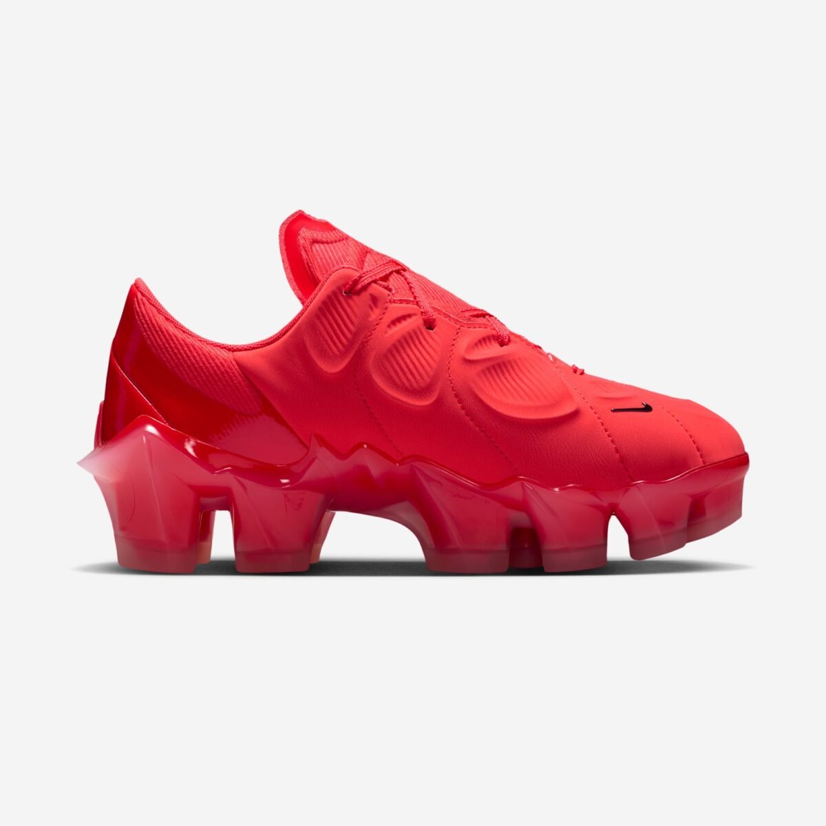 Nike First Sight Mirage WMNS in Light Crimson colorway featuring cleat-inspired outsole and translucent detailing - detail view 3