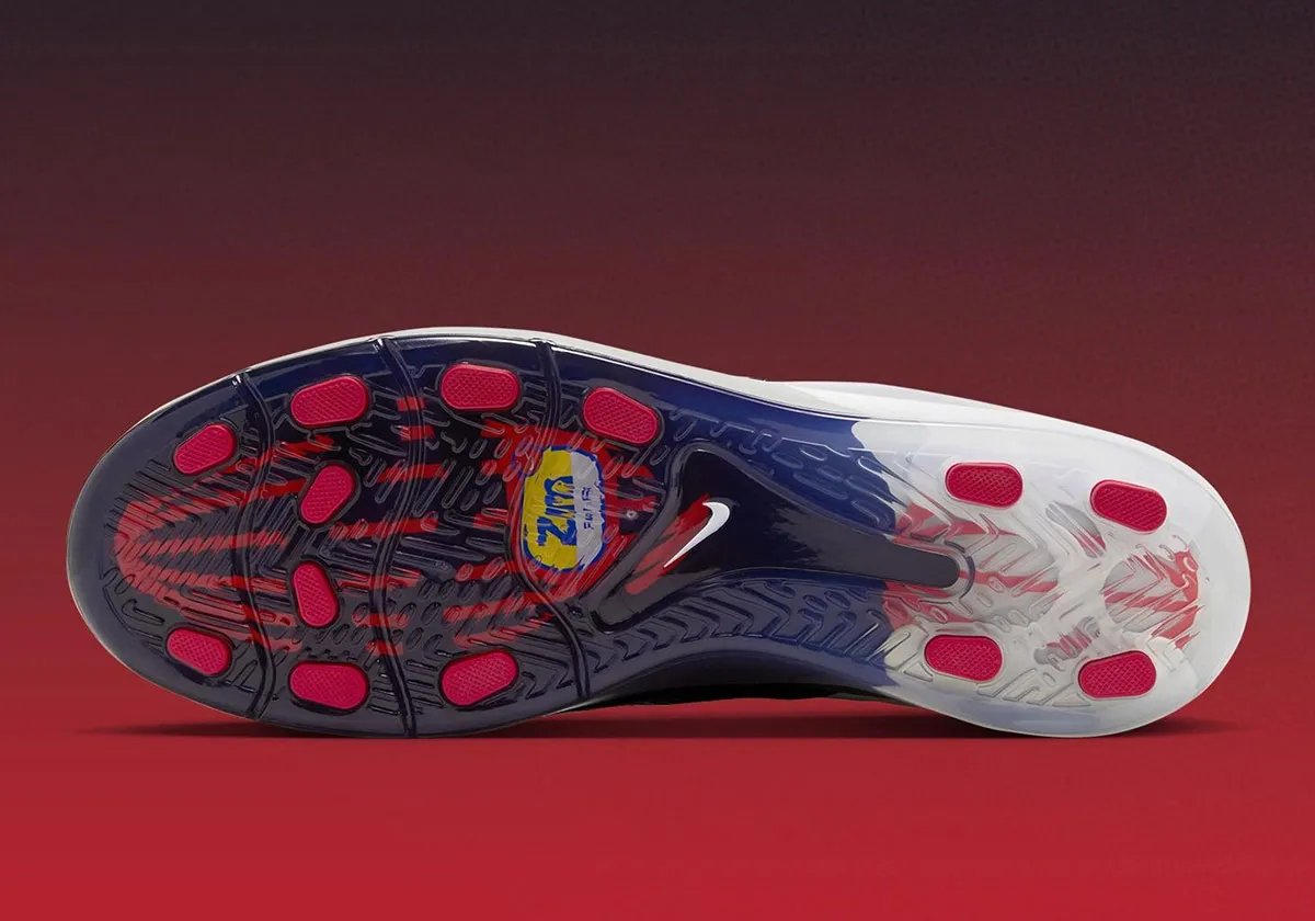 Nike Air Zoom M9 Cryoshot in black leather with white Swoosh and carbon fiber accents, honoring Mia Hamm's World Cup legacy - detail view 2