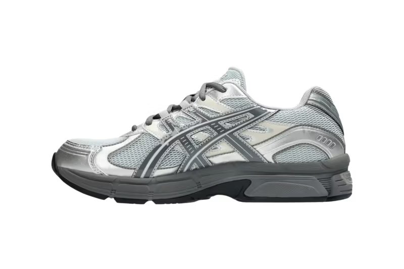 ASICS GEL-STRATUS MC in Concrete grey colorway, hybrid performance silhouette with mesh upper - detail view 2