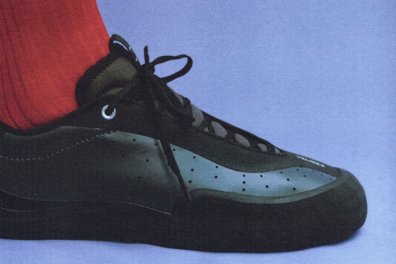 VILLAGE PM 2PM skate silhouette in colorway, featuring climbing-inspired asymmetrical fit and sticky rubber construction - detail view 4