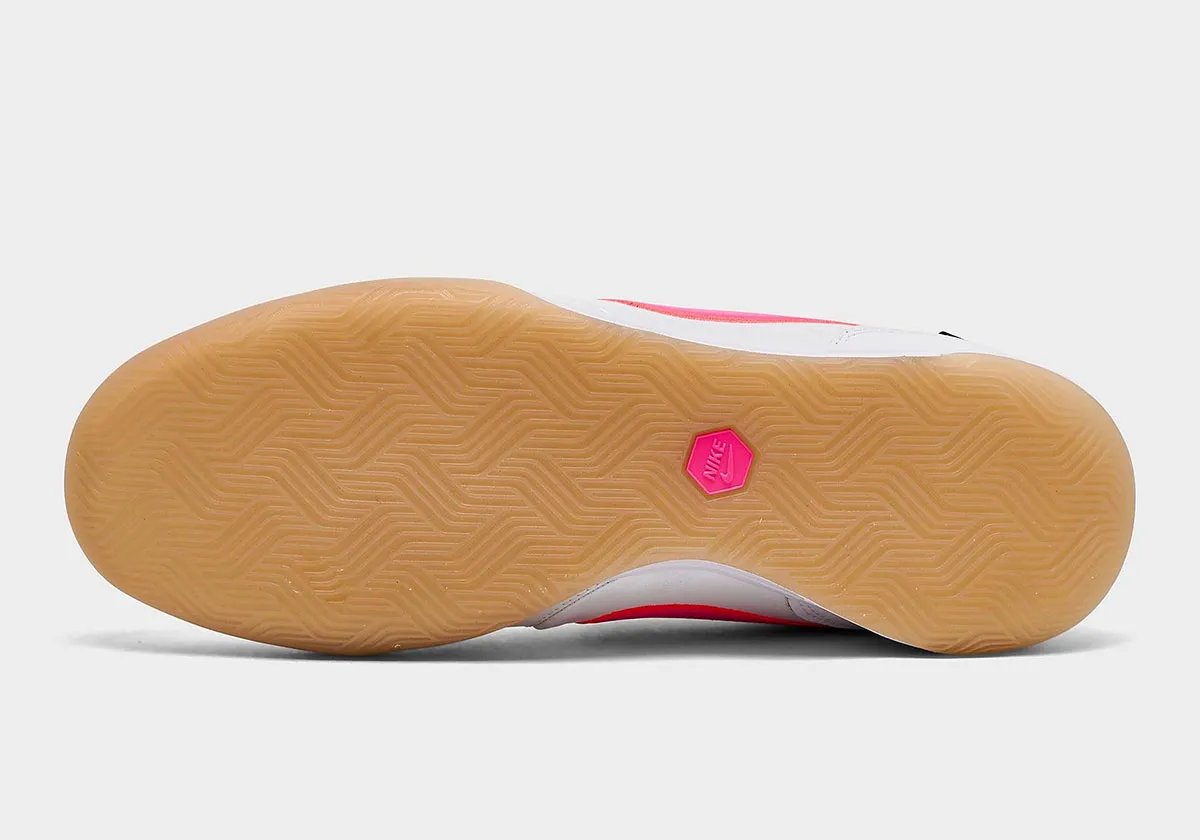 Nike Tiempo Streetgato in grey with highlighter pink Swoosh and gum rubber sole, lateral view - detail view 3
