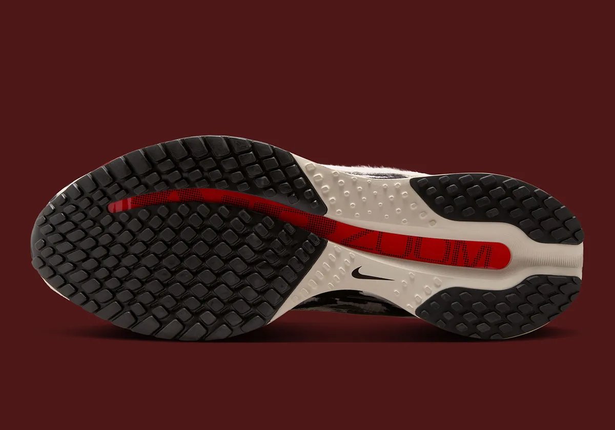 Nike Pegasus Premium in cow print with Sail pony hair Swoosh and University Red Zoom Air unit - detail view 2