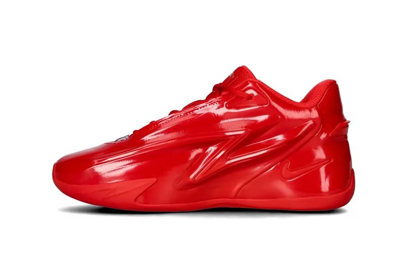 Nike KD 19 Candy Apple in University Red tonal colorway, low-cut basketball silhouette - detail view 3