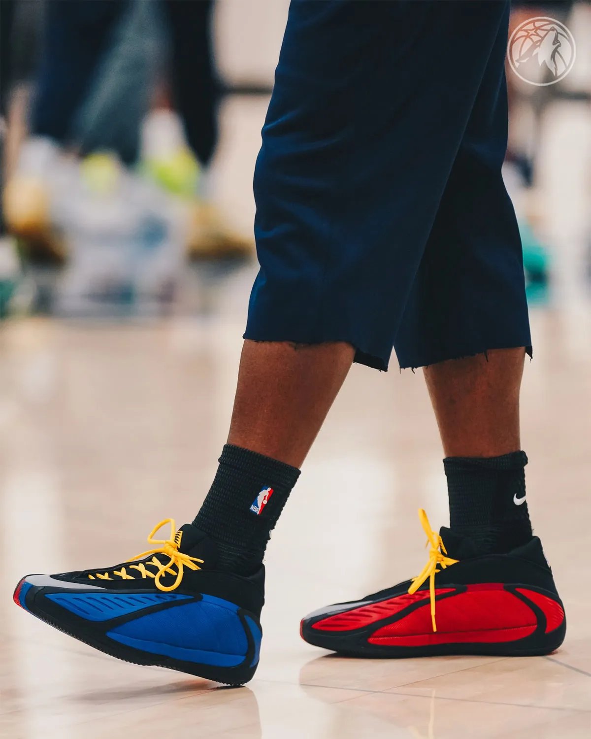 adidas Anthony Edwards 2 PE in split colorway design, player exclusive basketball shoe - detail view 2