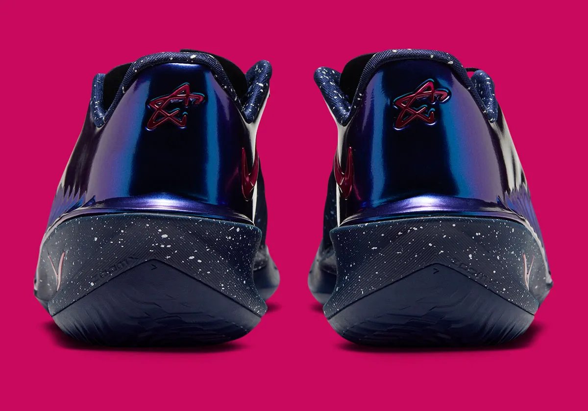 Nike GT Cut 4 Cade Cunningham in starry blue and purple lenticular colorway with galaxy-pattern detailing on collar and laces - detail view 4