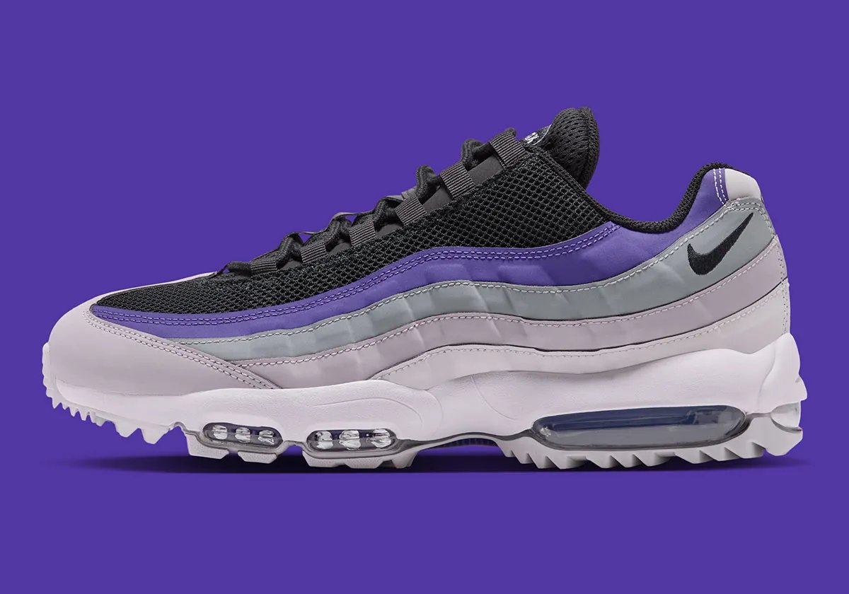 Nike Air Max 95 Golf Dark Iris with grey gradient upper, black midline mesh, and purple collar stripe accent - detail view 1