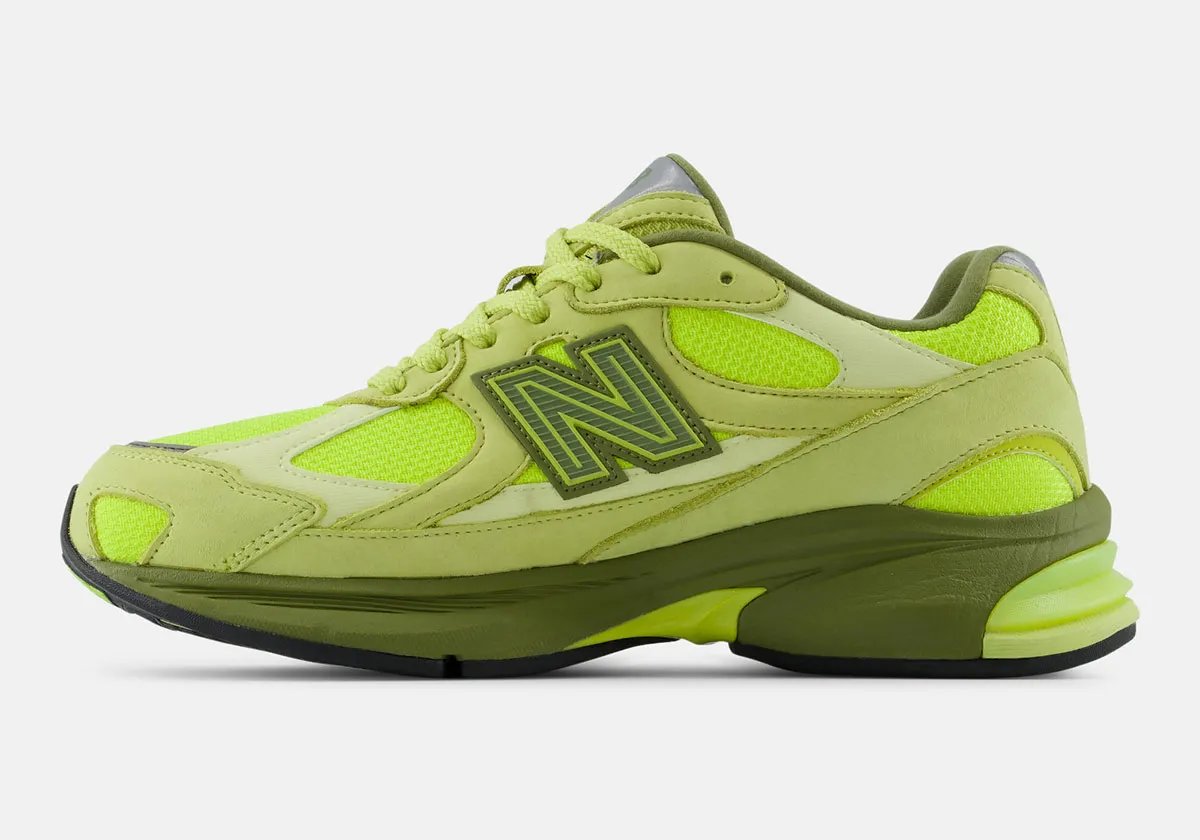 New Balance 2010 GORE-TEX 'Neon Green' featuring neon green mesh upper, sage green nubuck overlays, and reflective accents - detail view 3
