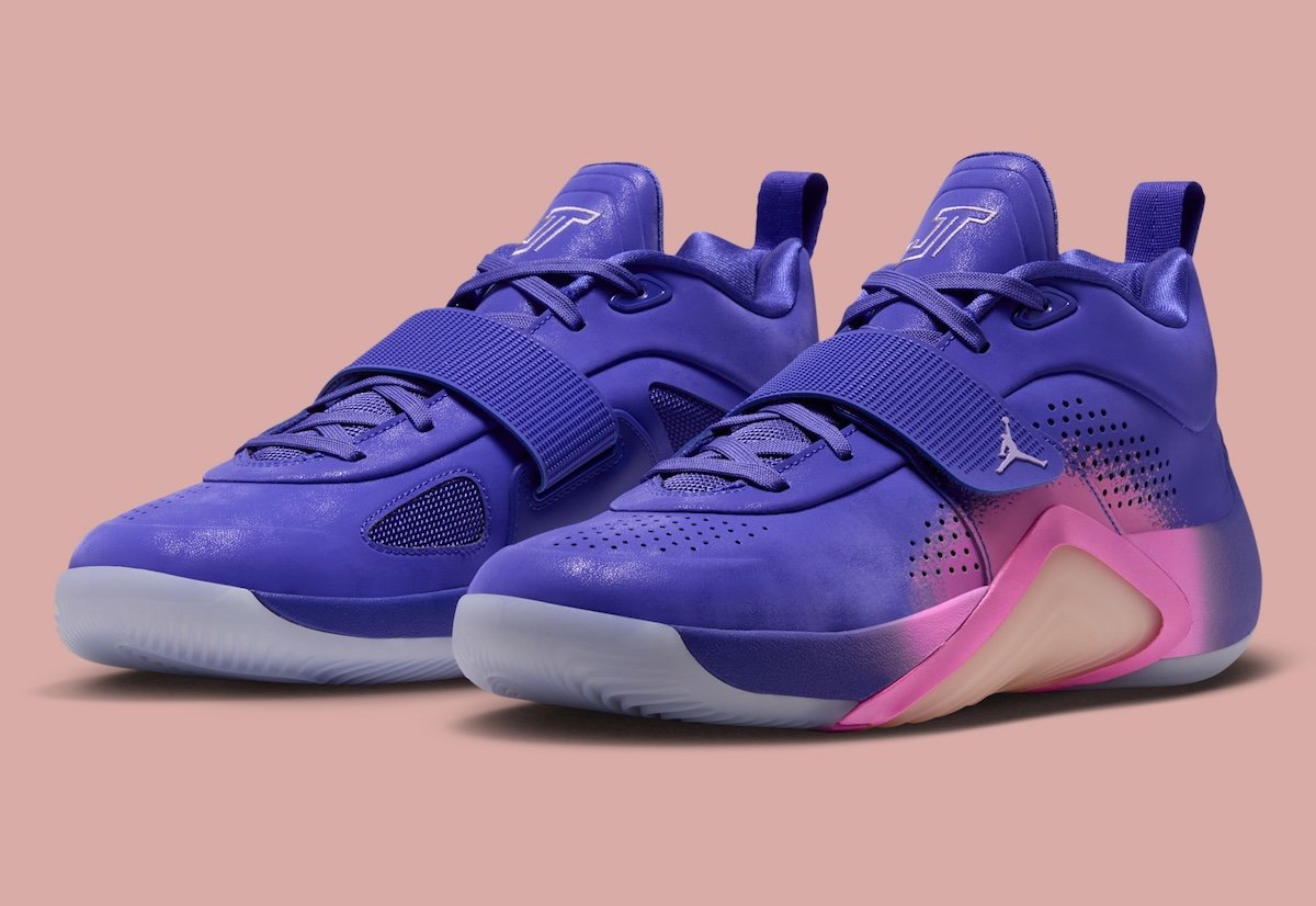 Jordan Tatum 5 "Sunrise" in Concord purple and China Rose colorway, displaying forefoot lockdown strap and Air Zoom cushioning - detail view 2