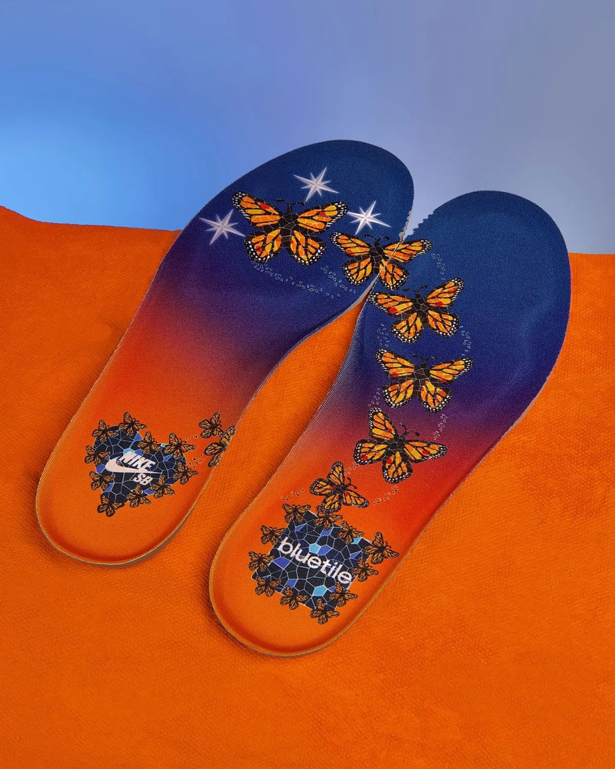 Bluetile x Nike SB Dunk Low Monarch Butterfly in orange and black with fuzzy lacing and hexagonal Swoosh detail - detail view 2