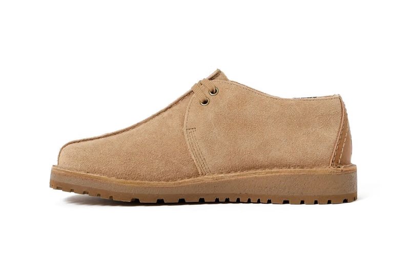 BEAMS BOY x Clarks Desert Trek GORE-TEX in Mocha colorway with Vibram sole and interchangeable laces - detail view 4