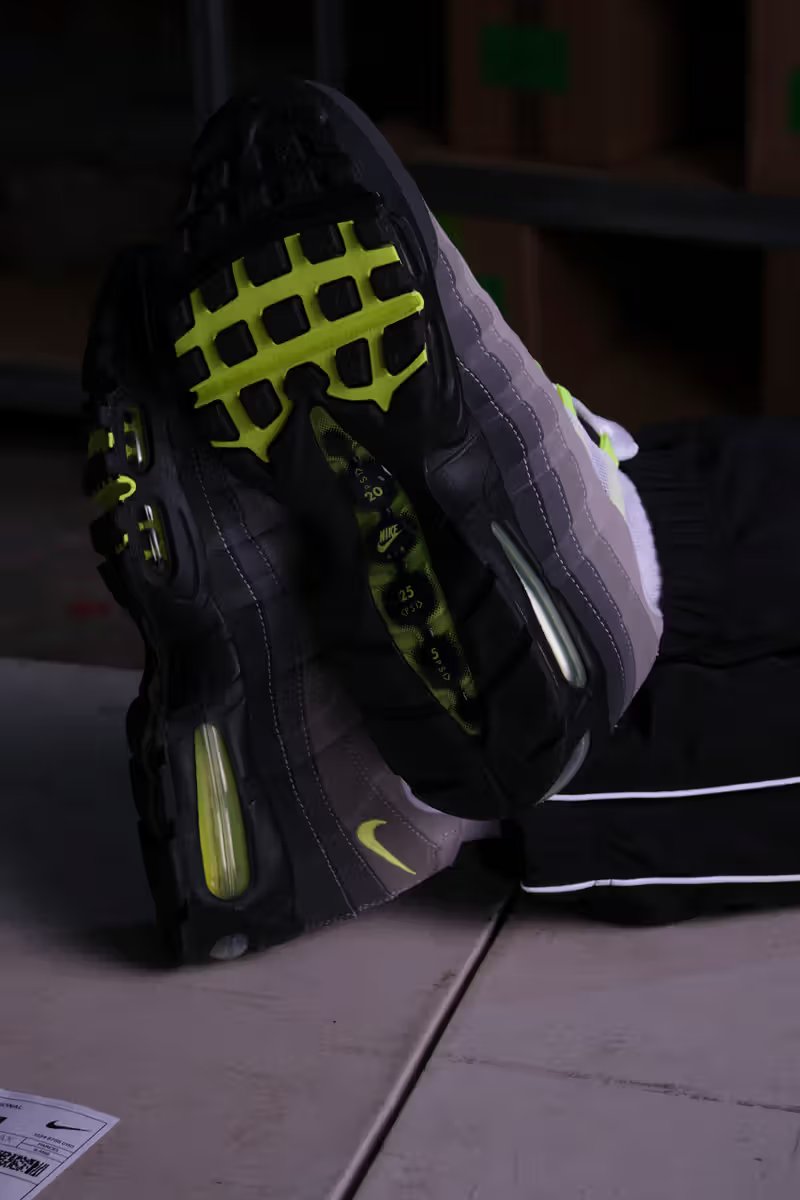 Nike Air Max 95 OG Neon colorway featuring neon accents on mesh upper with visible Air Max unit - detail view 4