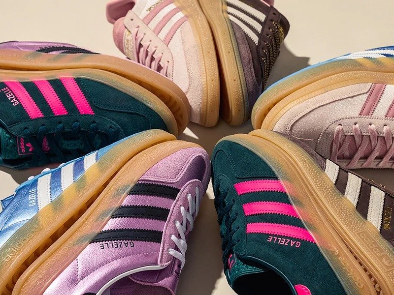 Collection of timeless classic sneaker silhouettes in versatile colorways - detail view 3