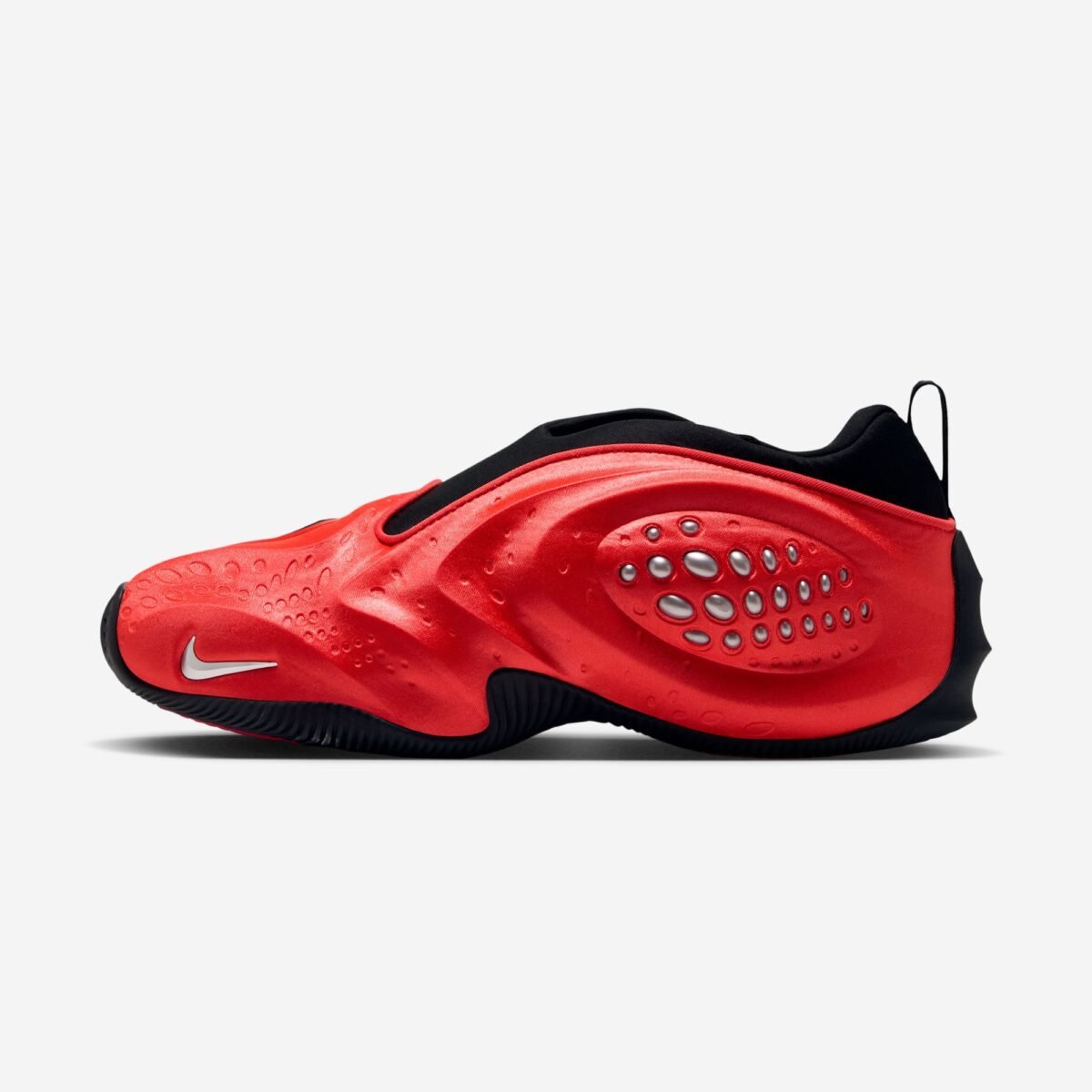 Nike First Sight Shadow WMNS in Light Crimson colorway with metallic silver and black accents - detail view 2