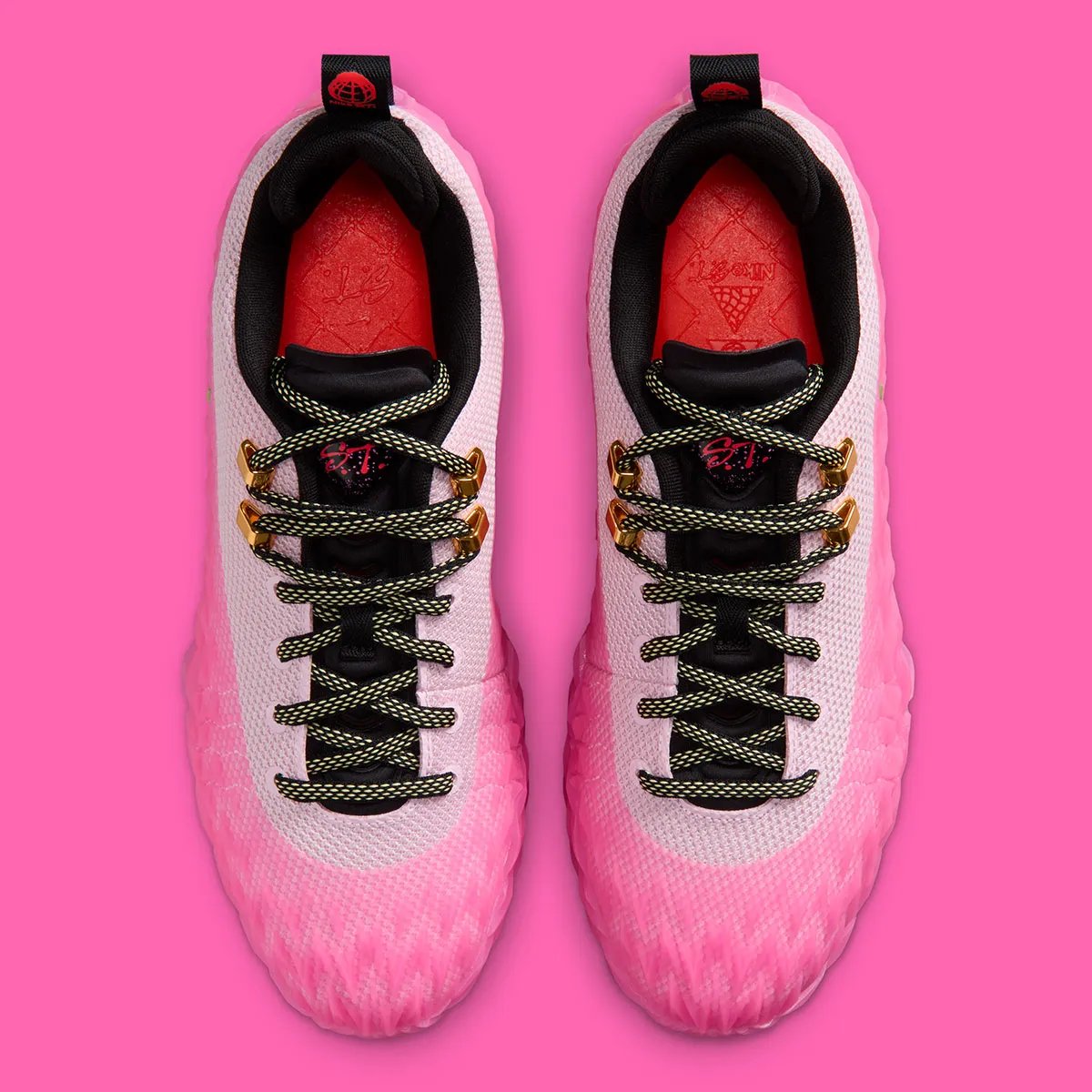 Nike ST Charge in Pink Foam colorway with gold accents and black collar detail - detail view 3
