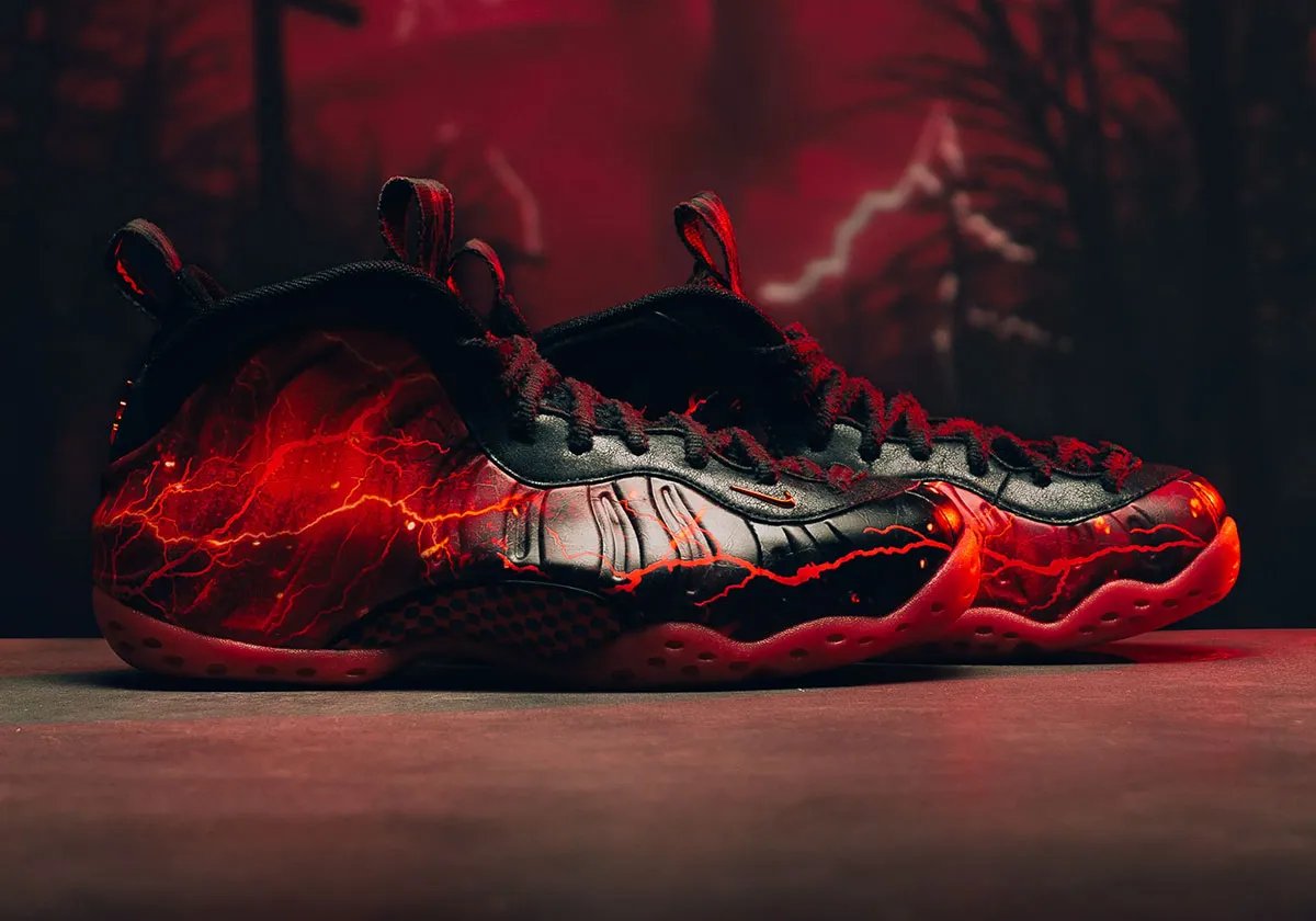 Nike Foamposite One in Stranger Things colorway collaboration - detail view 2