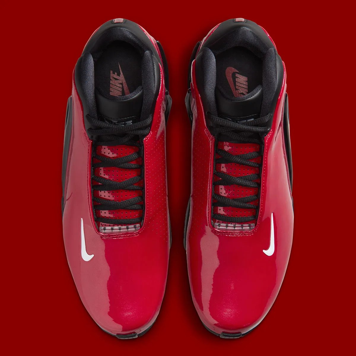 Nike Zoom Hyperflight in Varsity Red with glossy leather upper and white mini Swoosh - detail view 4