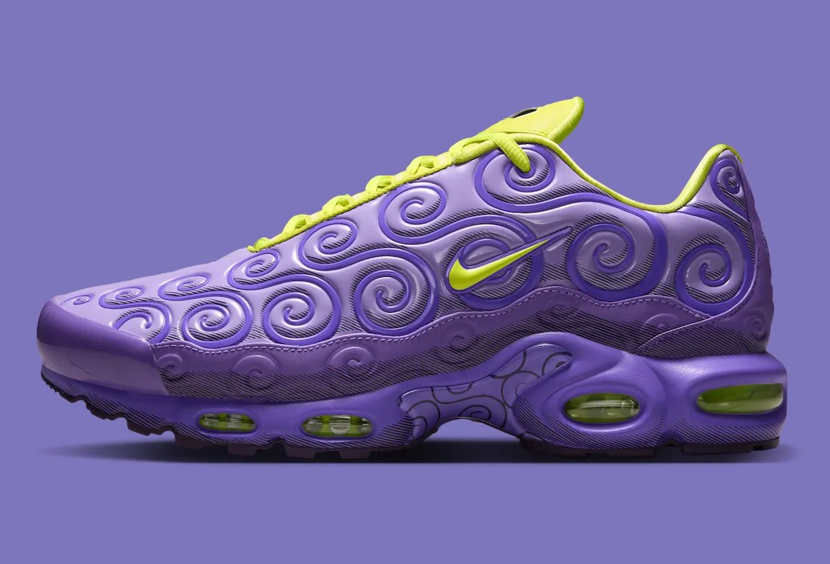 Nike Air Max Plus x One Piece Gomu Gomu in Space Purple with Altitude Green accents, featuring Gomu Gomu no Mi Devil Fruit-inspired swirl patterns - detail view 3