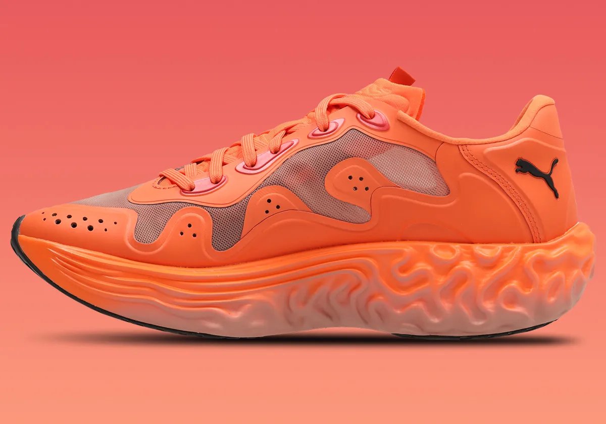 Salehe Bembury x PUMA Velum NITRO 2 in chrome and yellow colorway showing fingerprint sole detail and redesigned upper - detail view 2