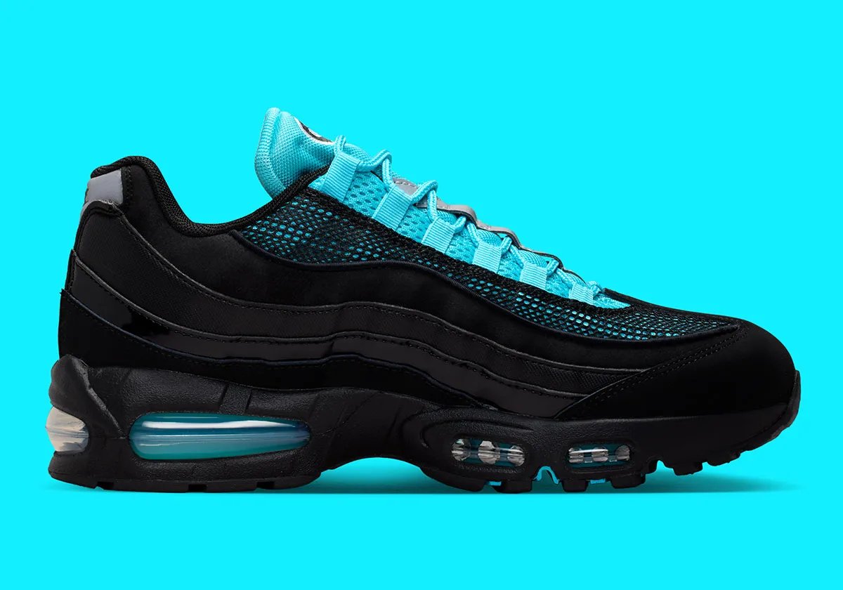 Nike Air Max 95 Scorpion in gamma blue with layered mesh and nubuck construction - detail view 2