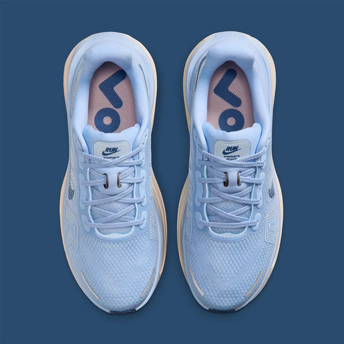 Nike Vomero Premium Aluminum featuring gradient midsole transitioning from aluminum to off-white around visible Air cushioning - detail view 3