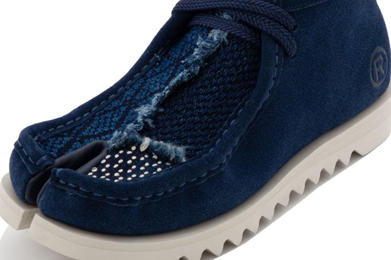 BAPE MANHUNT Tabi split-toe sneaker in indigo blue with sashiko stitching detail - detail view 4