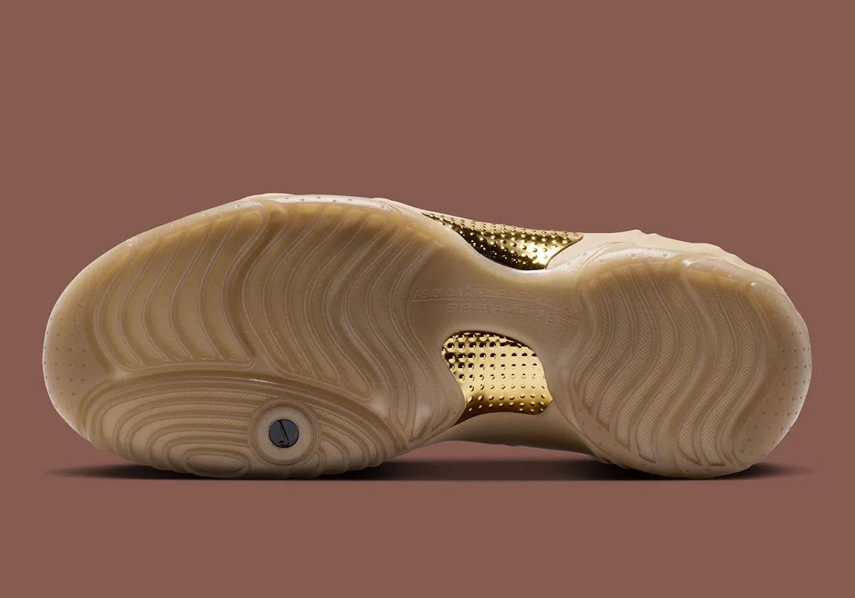 Nike Clogposite in Parachute Beige with composite upper and clog-inspired sole unit - detail view 3