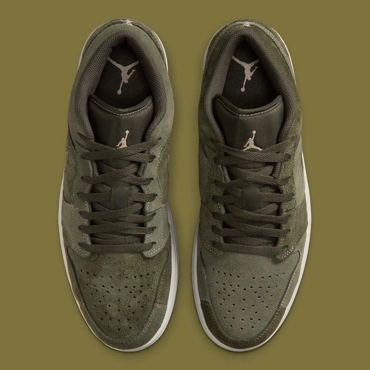 Air Jordan 1 Low SE in Cargo Khaki featuring mixed-material patchwork construction from Jordan Brand's Craft series - detail view 4