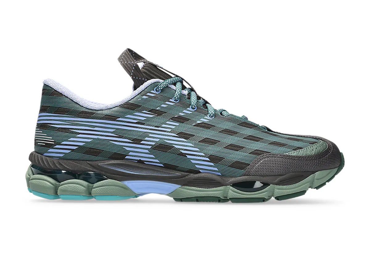 Kiko Kostadinov x ASICS US-8 SJ33 in Roasted Coffee and Periwinkle Blue colorway, showcasing checkered upper and oversized Tiger Stripe detailing - detail view 1