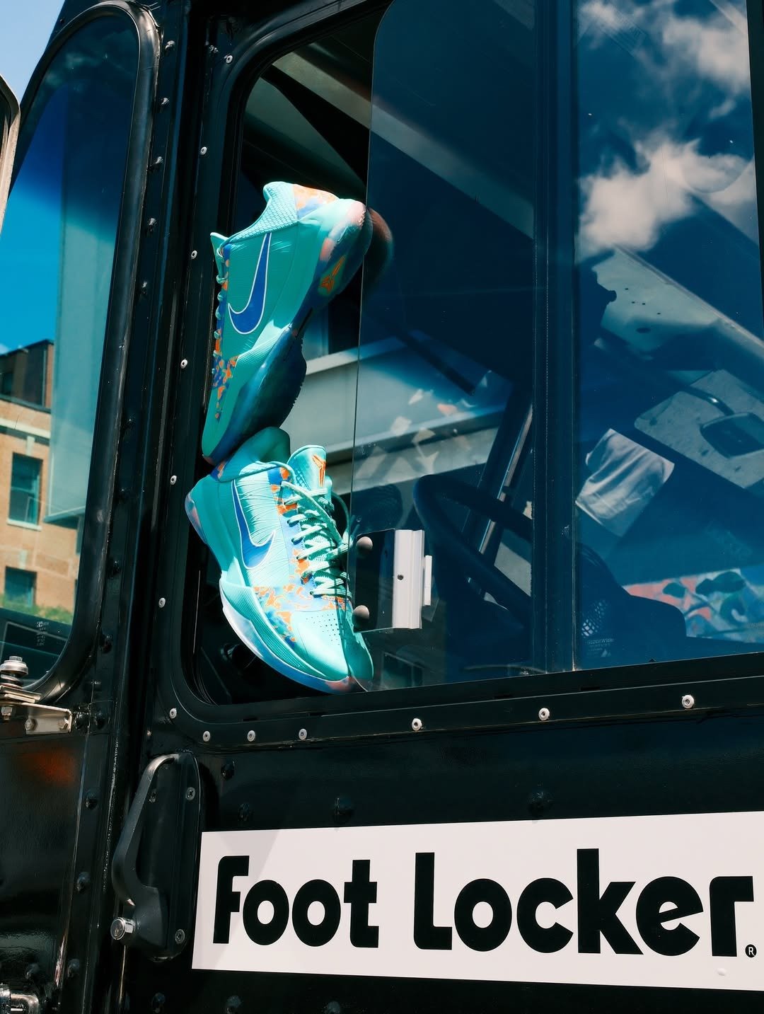 Jalen Brunson x Nike Kobe 5 Protro PE in the NY vs NY colorway, showing side and detail views of the exclusive player edition basketball sneaker - detail view 3