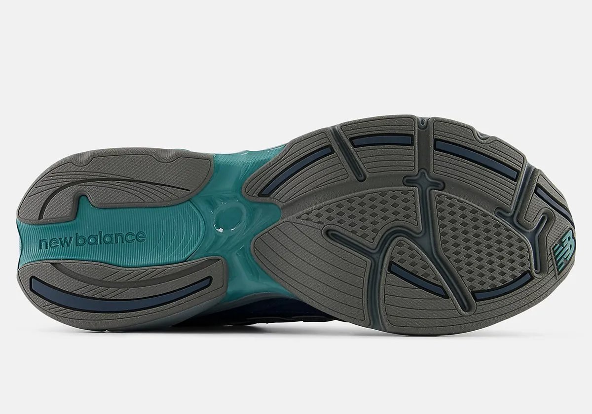 New Balance 2010 in Vintage Indigo with revised blocking and tonal neutral accents - detail view 3