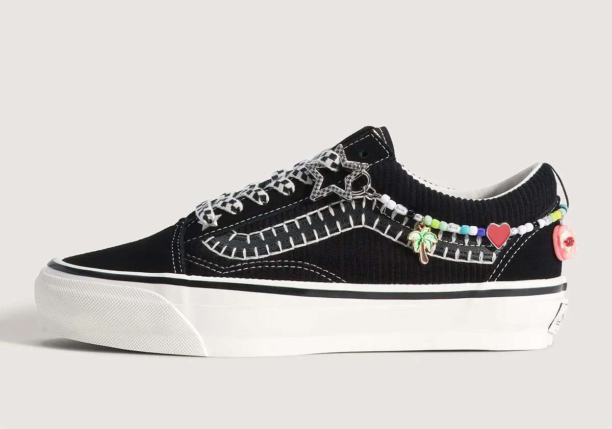 Cocona Hiraki x Vans Old Skool in black-and-white with corduroy details and embroidery - detail view 1