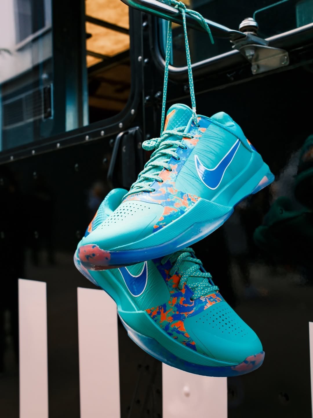 Jalen Brunson x Nike Kobe 5 Protro PE in the NY vs NY colorway, showing side and detail views of the exclusive player edition basketball sneaker - detail view 2
