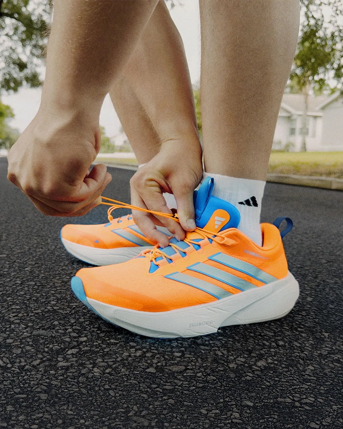 adidas Supernova Rise 3 Adaptive running shoe, showing specialized design features for athletes with disabilities - detail view 1