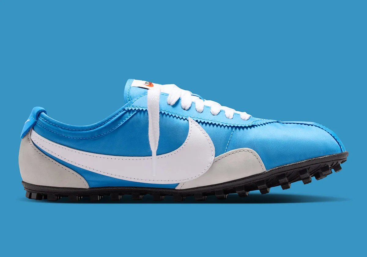 Nike Moon Shoe Italy Blue and Sail/Chlorophyll colorways, August 2026 release - detail view 2